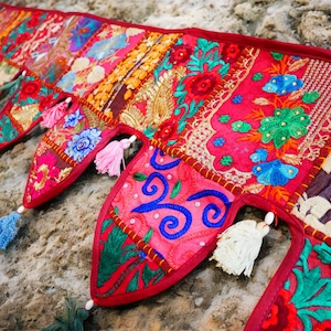 Large Indian Toran 6,5ft boho window decor | Hippie wall tapestry - colorful window valance - Maximalist bohemian home decor