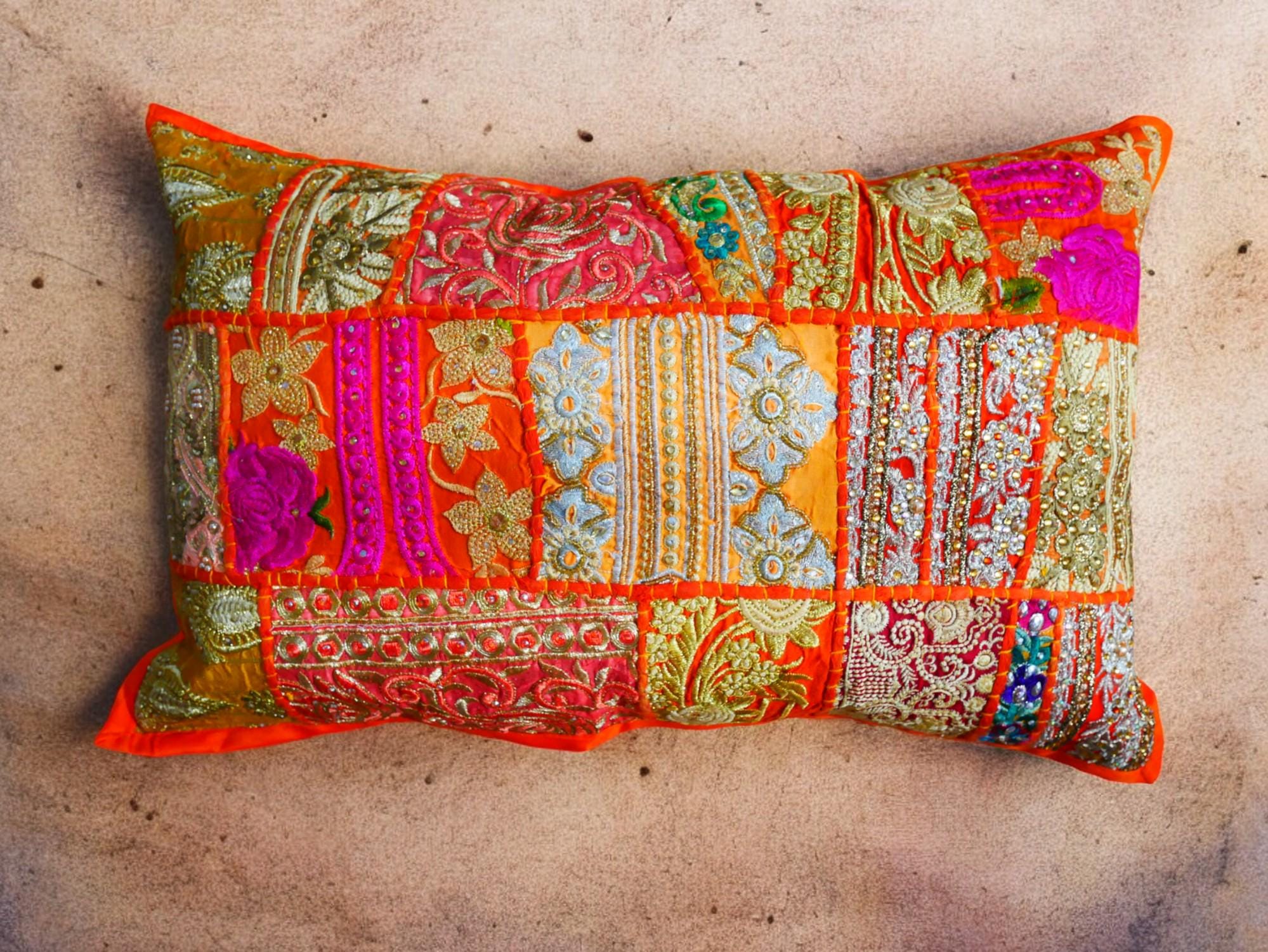 Cuscini divano Cuscino pelle quadrato con frappe e patchwork in Cotone