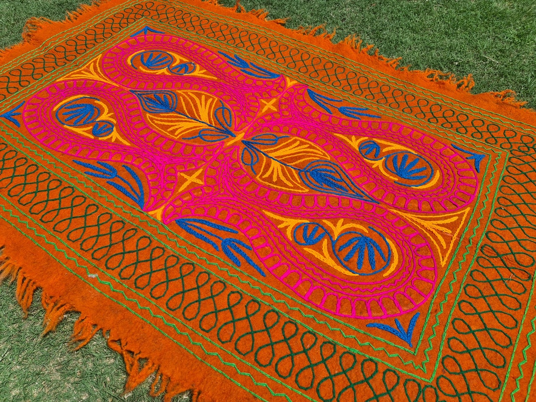 Felted Wool Rug Embroidery Rug Kashmiri namda Colorful Floral Rug