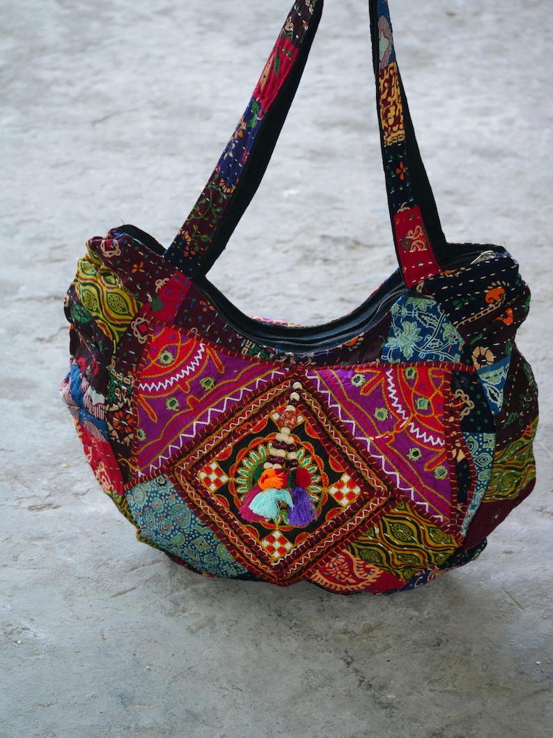 Hippie Hobo Tasche, boho Schultertasche, handgefertigte Patchwork Tasche, Beuteltasche, Festivaltasche, bunte Damentasche, Gypsy , ethnochic Bild 5