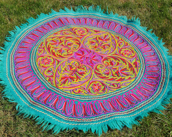 Round rug felted wool "Namda" colorful Kashmiri felt rug 5 ft Mandala rug | embroidered Indian area rug for bohemian Hippie decor