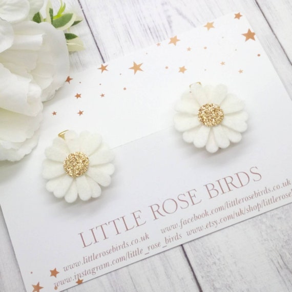 daisy hair accessories