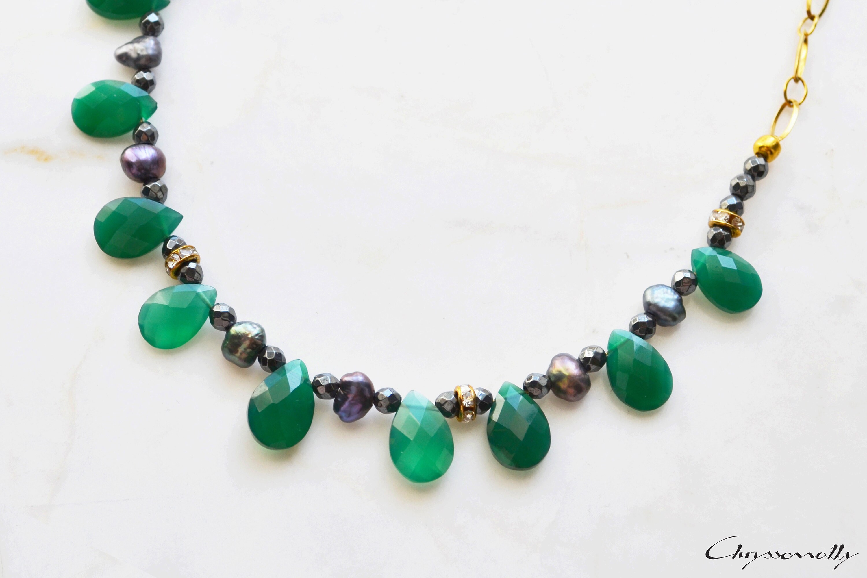 Collar de piedras preciosas verdes collar