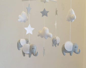 White and grey elephant mobile -nursery mobile, monochrome nursery mobile, black and white nursery mobile, unisex baby mobile