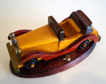 Handmade Wooden Car Model: 1917 Hudson Phaeton Replica
