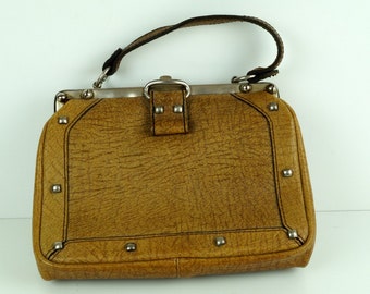 Vintage Embossed Leather Shoulder Bag: Handmade Nordic Saddle Bag