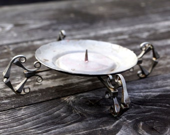 Candelabro de metal vintage hecho a mano: decoración rústica alemana de mediados de siglo