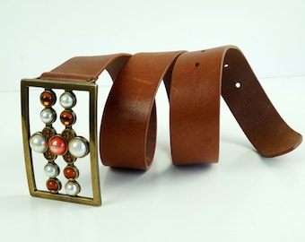 Ceinture vintage en cuir cognac : mode bohème scandinave, boucle ornée