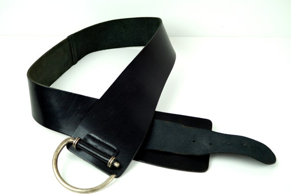 Vintage Genuine Leather Belt With Brass Buckle. Men/womens Wide