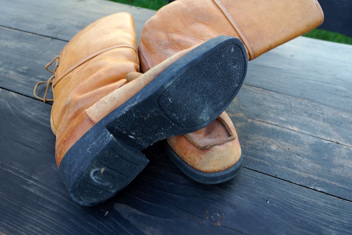 Vintage leather boots. Sami Lappland boots Camel brown