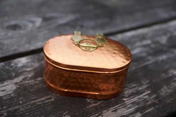 Vintage Brass Trinket Box Round Punched Tin Jewel… - image 9