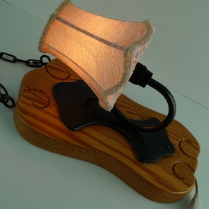 Vintage Zweedse houten wandkandelaar Houten nachtlampje Handgemaakte houten wandverlichting Elektrische wandkandelaar Scandinavisch design houten wandlamp