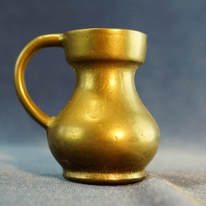 Brass pitcher. Water jug. Vintage solid brass golden pitcher with handle. Brass ewer. Water ewer. Old Handmade brass vase. Brass Home Decor