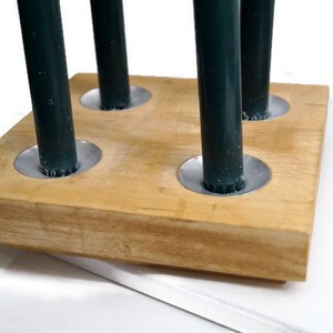 Vintage houten kandelaar Platte houten kandelaar Massief houten kandelaar f 4 kaarsen Zweedse Advents kandelaar Vierkante tabelulaat kandelaar