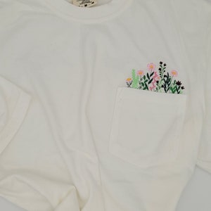 Comfort Colors Floral Pocket T-shirt. Embroidered Wild Flower Pocket ...