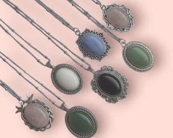 Edelsteen cabochon ketting - Rozenkwarts, blauwe zandsteen, witte agaat, groene aventurijn