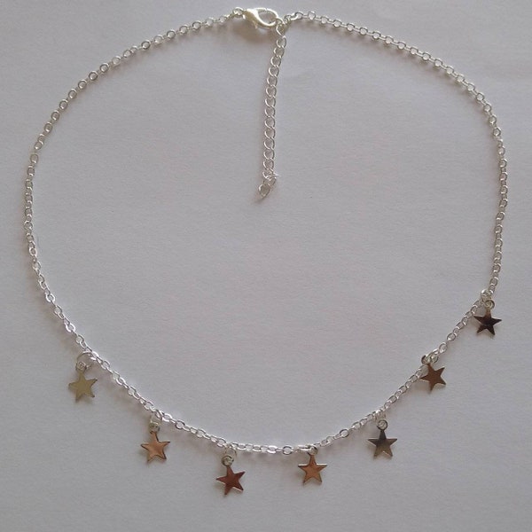 Beautiful dainty multi star choker necklace