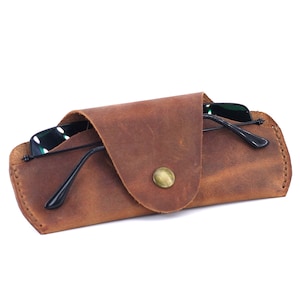 Leather Glasses case sleeve, retro design eyeglass case, reading glasses case, genuine leather sunglasses case