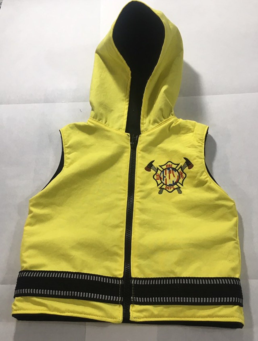 Simple Children's Weighted Vest With Hood and Removable Weight Bags