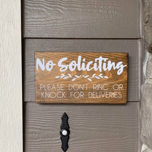 No Soliciting Wood Sign - Please Don’t Ring or Knock for Deliveries - Do Not Disturb Sign - Porch Decor
