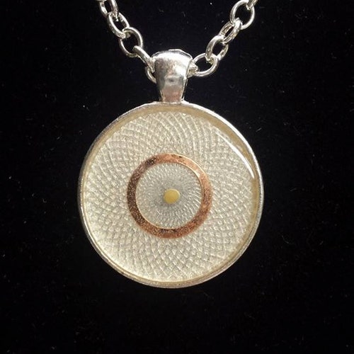 Details about / Antique Brass Circle Mustard Seed Necklace Luke 17:6 Bible Verse Religious Gift