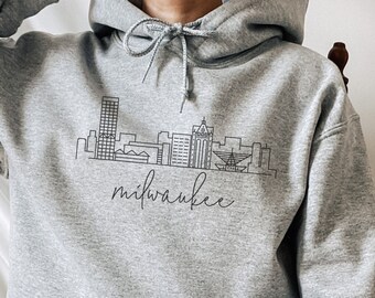 Milwaukee Hoodie, Milwaukee Sweatshirt, Skyline Art, Milwaukee Unisex Crewneck Sweater