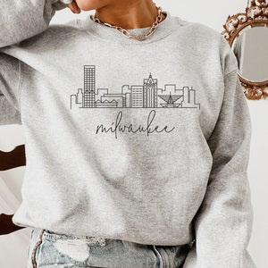 Milwaukee Sweatshirt, Milwaukee Shirt, Milwaukee Skyline Art, Milwaukee Unisex Crewneck Sweater