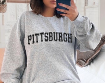Bluza Pittsburgh, Koszula Pittsburgh, Bluza Pennsylvania, Grafika panoramy Pittsburgh, Miękki unisexowy okrągły dekolt