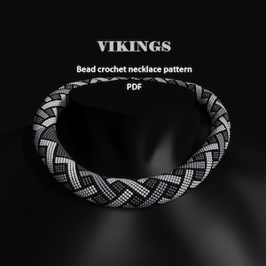 Może przedstawiać: Wzór na naszyjnik z koralików wykonany na szydełku w kolorze czarnym i białym, zatytułowany "VIKINGS Bead crochet necklace pattern PDF".