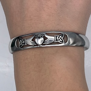 Regal Irish Claddagh Cuff bracelet ( S337) Ireland bracelet