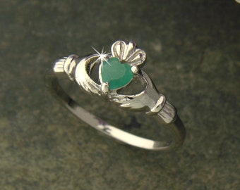 Dainty EMERALD Sterling Silver Claddagh Ring  BQ1015 , Irish Jewelry, Celtic Jewelry, Sterling Silver Claddagh Ring