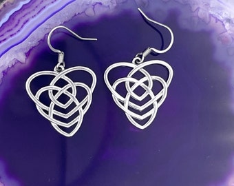 Motherhood Celtic Knot Earrings (S348) Irish Scottish Mother knot