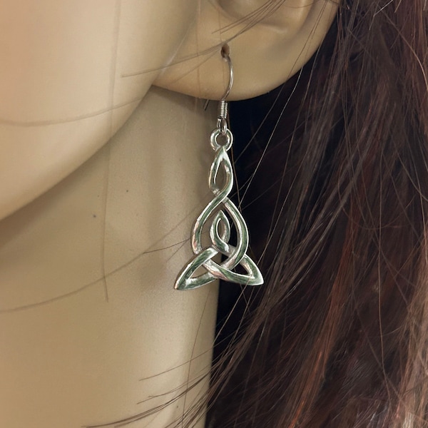 Bold Celtic Mother & Daughter Infinity knot Earrings (s353) Irish, Scottish, welsh, Trinity Mother's earring