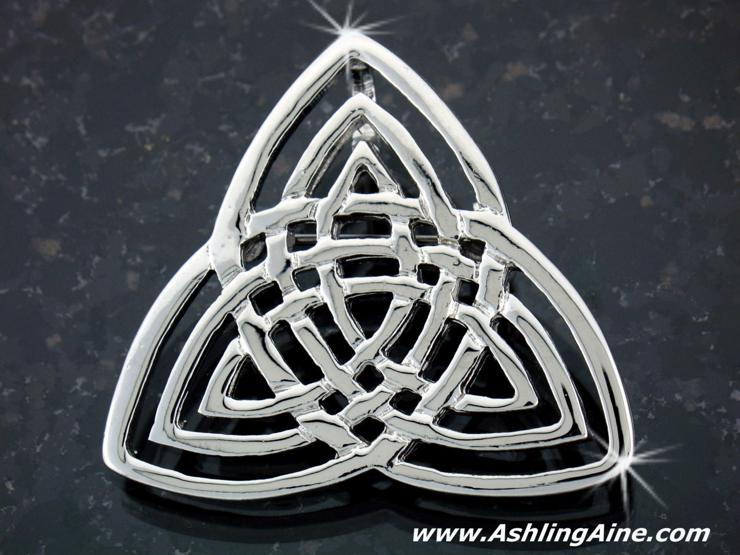 Triple Trinity Knot Brooch/pendant (#JPEW5889) - Etsy