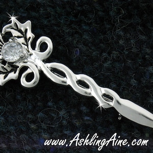 Scottish Thistle Pin/Pendant (#JPEW5301) Lapel-boutonniere
