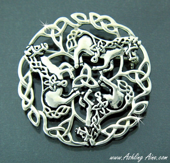 Celtic Pictish Trinity Horse Brooch JPEW5460 Etsy Canada