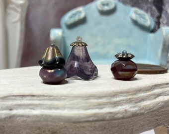 Juego de botellas de perfume para casa de muñecas en miniatura, artículos de tocador de vidrio de 1 pulgada y 12 pulgadas, frasco para cosméticos, tocador de señora, mini tocador vintage antiguo