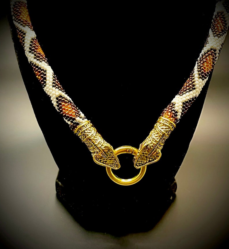 Cream and Bronze Python necklace Bild 4