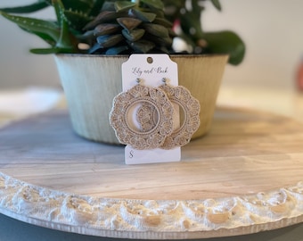 Beige crochet hoop earrings