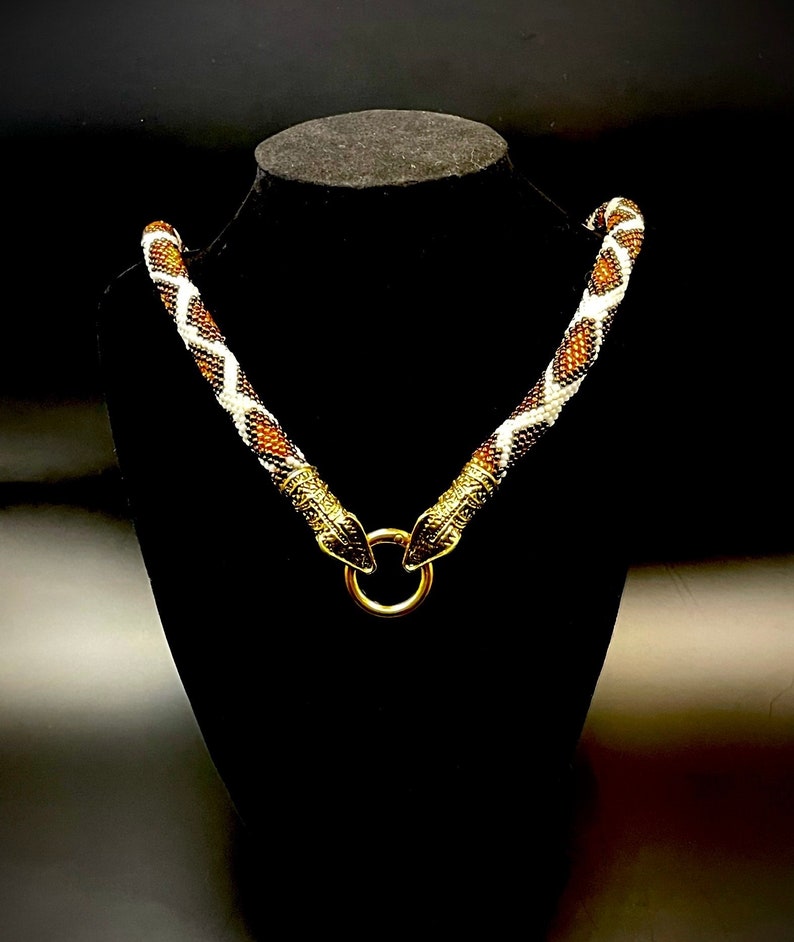 Cream and Bronze Python necklace Bild 5