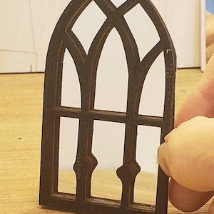 ミニチュアドールハウス ペンブルックスタイル 窓枠または鏡 1:12スケール 未完成、黒、白、またはブロンズ