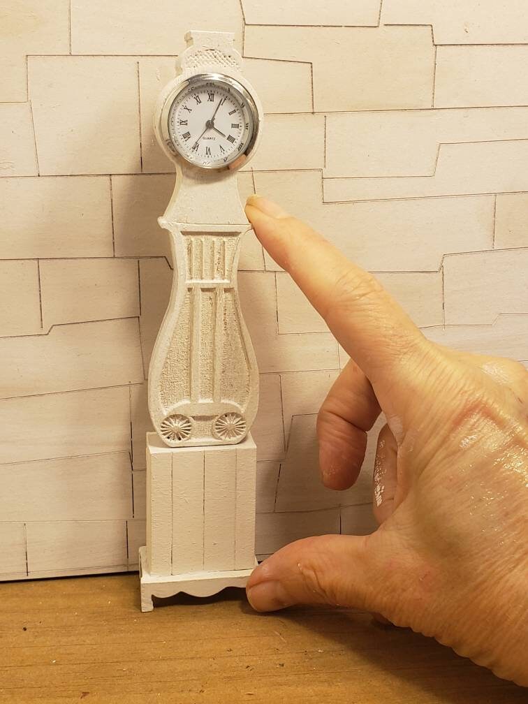 ミニチュアドールハウス グスタフ様式の時計 1:12スケール 未完成品