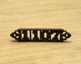 ミニチュアドールハウス用住所プレート、錬鉄風、1/12スケール