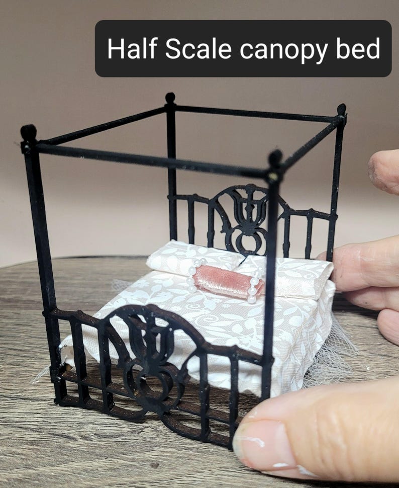 Hermosa cama con dosel a media escala disponible sin terminar imagen 10