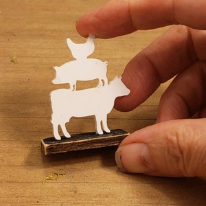 Miniature dollhouse farmhouse animal decorative stand 1:12 scale