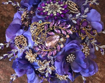 BROOCH BOUQUET PURPLE