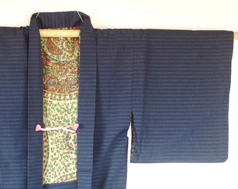 Women's HAORI* | Short size kimono  jacket. You can wear easily.　Can also enjoy it as a room wear.　Model height = 162cm (Approx.63inch)