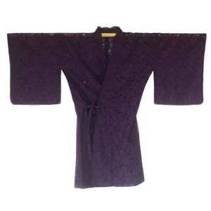 Elegant Race Haori | Color is deep purple.　Light and comfortable to wear.