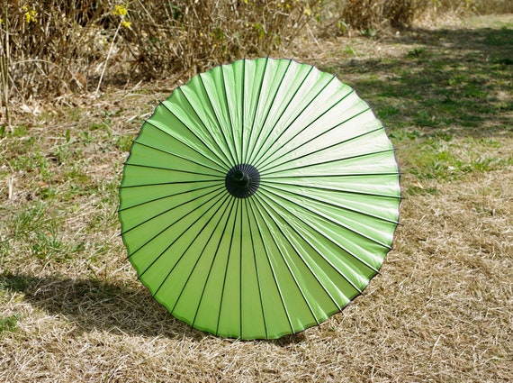 WAGASA fur Auffuhrung oder Ausstellung Japans Regenschirm im alten Stil Sie ist aus japanischem Papier und Bambus gefertigt. Etsy