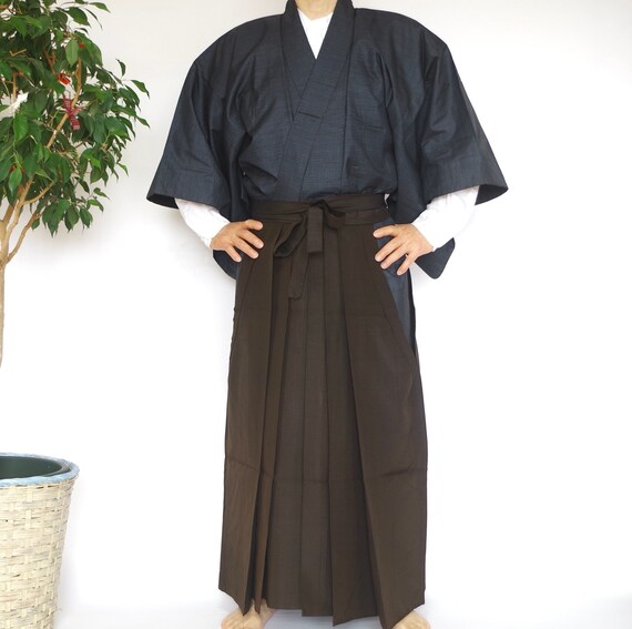 SAMURAI COOL FASHION Mens Kimono & Hakama Set. It is a | Etsy